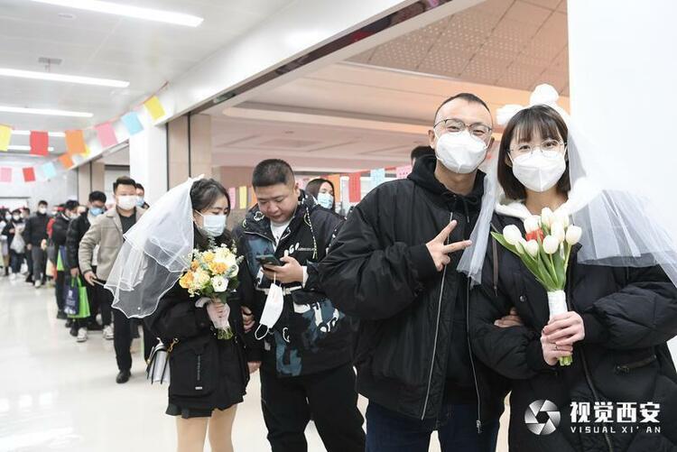 “愛久長 在未央”大型婚俗體驗活動 在西安市未央高甜上演