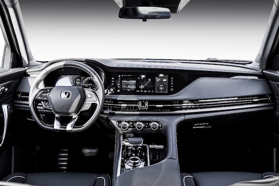 长安CS95PLUS焕新上市 20万级奶爸车新选择_fororder_image003