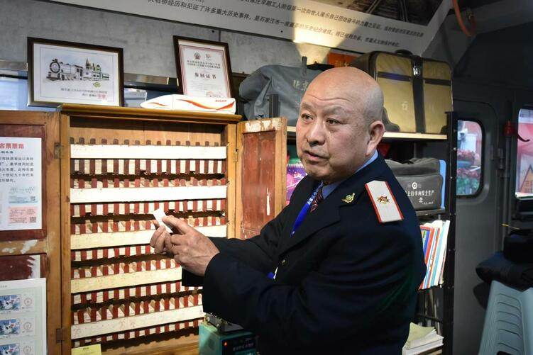 Bezirk Yuhua in Shijiazhuang: Der „Eisenbahnsammler“ nimmt Sie mit auf eine Reise durch die geschichtlichen Erinnerungen_fororder_圖片4