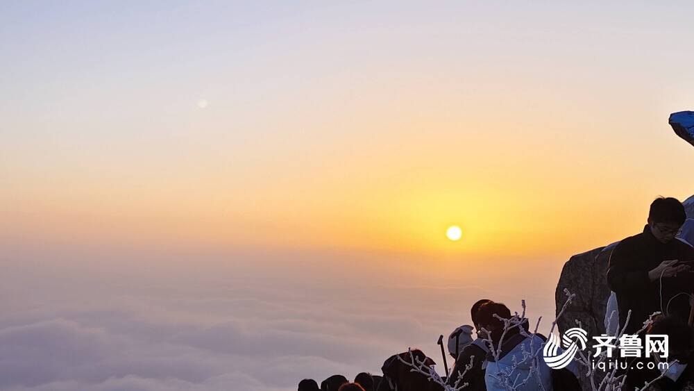 泰山雲海、日出、霧凇美景齊現，驚艷你的朋友圈！