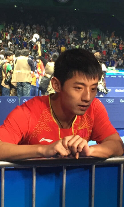 张继科因伤病要退役?原来决赛的时候已经直不起腰