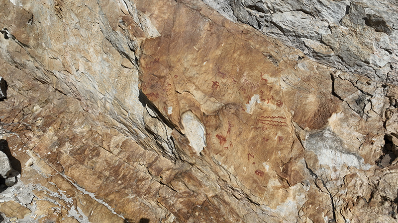 凉山冕宁发现神秘岩画 疑似史前狩猎采集人群所作_fororder_细节2