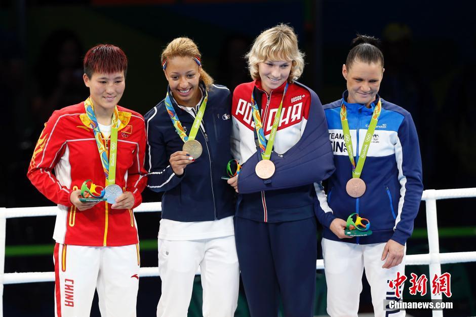 女子拳击60公斤级比赛 尹军花获得银牌