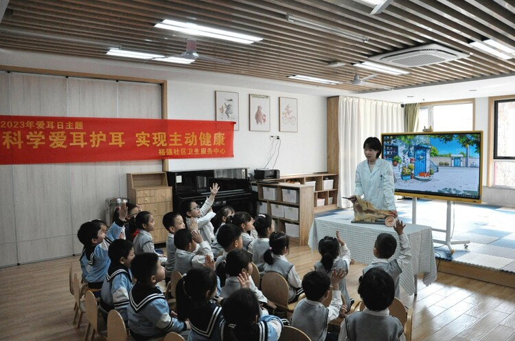 В районе Юйхуа города Шицзячжуан для детей и подростков организованы мероприятия по уходу за органами слуха_fororder_图片5