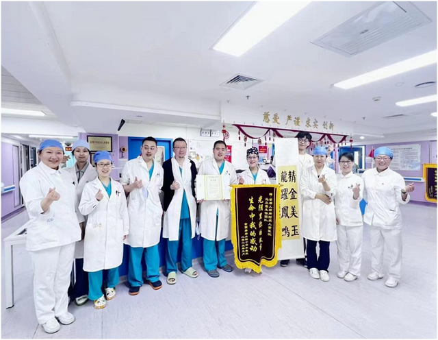 全国脐膨出群10周年 脐膨出公益事业挂硕果