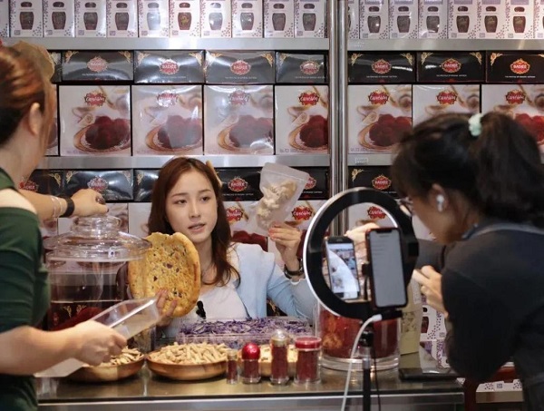 《电商行业内容生态健康指数(ECHI)报告》出炉 揭示电商发展下个抓手