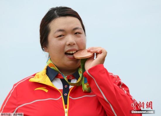 中国选手女子高尔夫摘铜 两女将皆创历史