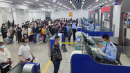 東興口岸恢復出境團隊旅遊業務 首日出入境人數達4200余人