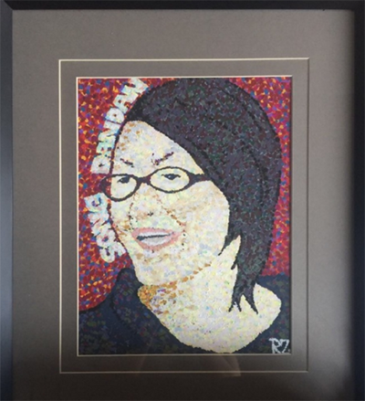 宋丹丹晒儿子送她的画像 调侃自己撞脸郎平