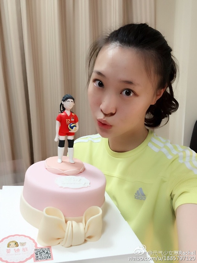 赢得漂亮!12位女排姑娘私底下什么样儿