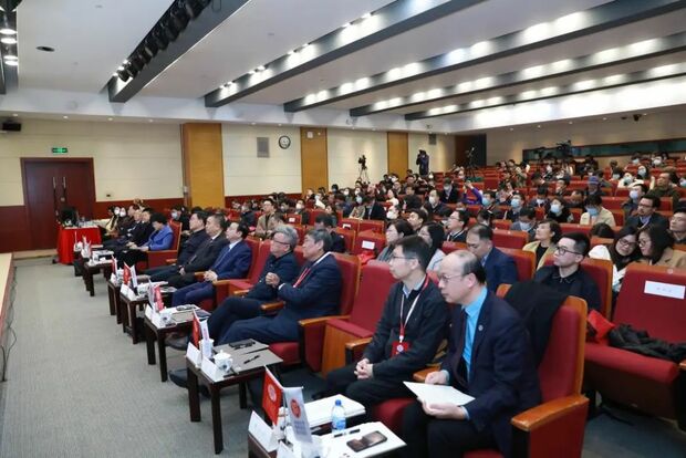 【热点新闻】中国大学智库论坛第七届年会在复旦大学举行
