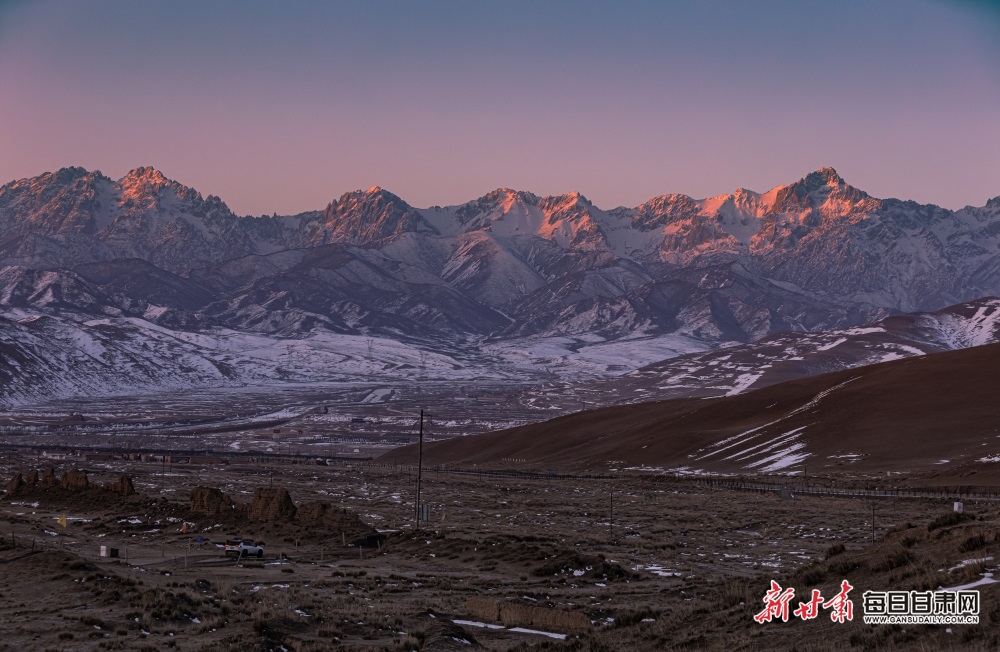 【轮播】武威天祝：雪山冰峰相拥 山峦草原宁静_fororder_2