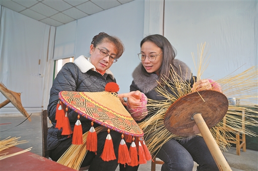 广西环江：编织幸福的花竹帽