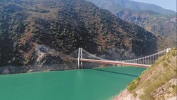 怒江蘭坪：瀾滄江上架起幸福橋