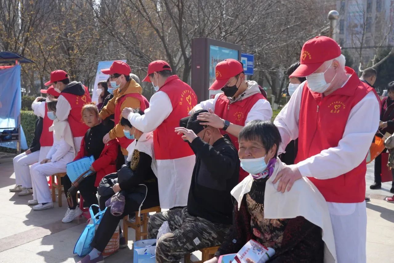 2023年宝鸡市陈仓区“新时代文明实践镇街行”暨“学雷锋志愿服务月”集中示范活动举行_fororder_524d0c6602b2a71822be85734a830b6c