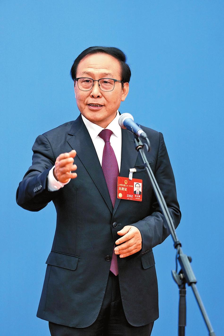 全国人大张克勤代表用科技保障农产品供给安全