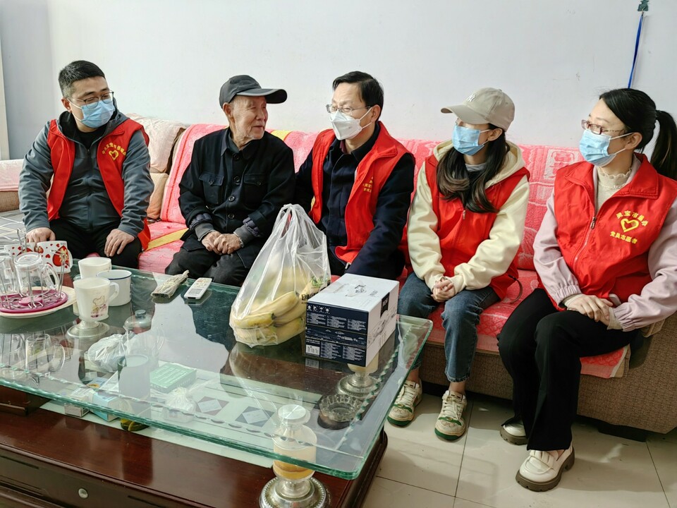 60年延续不断！河南各地掀起“学雷锋”热潮