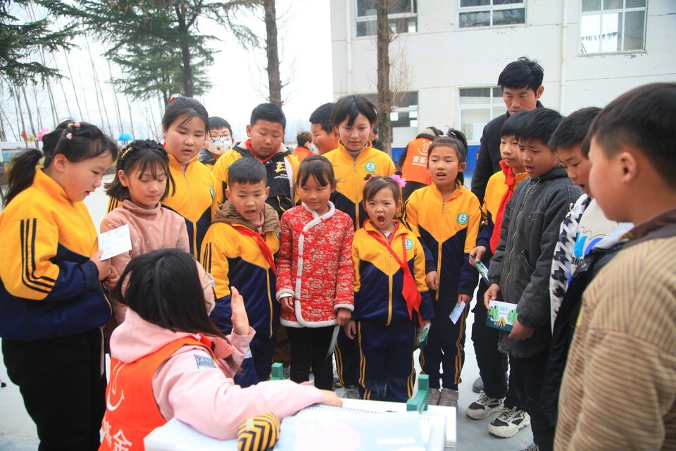 60年延续不断！河南各地掀起“学雷锋”热潮