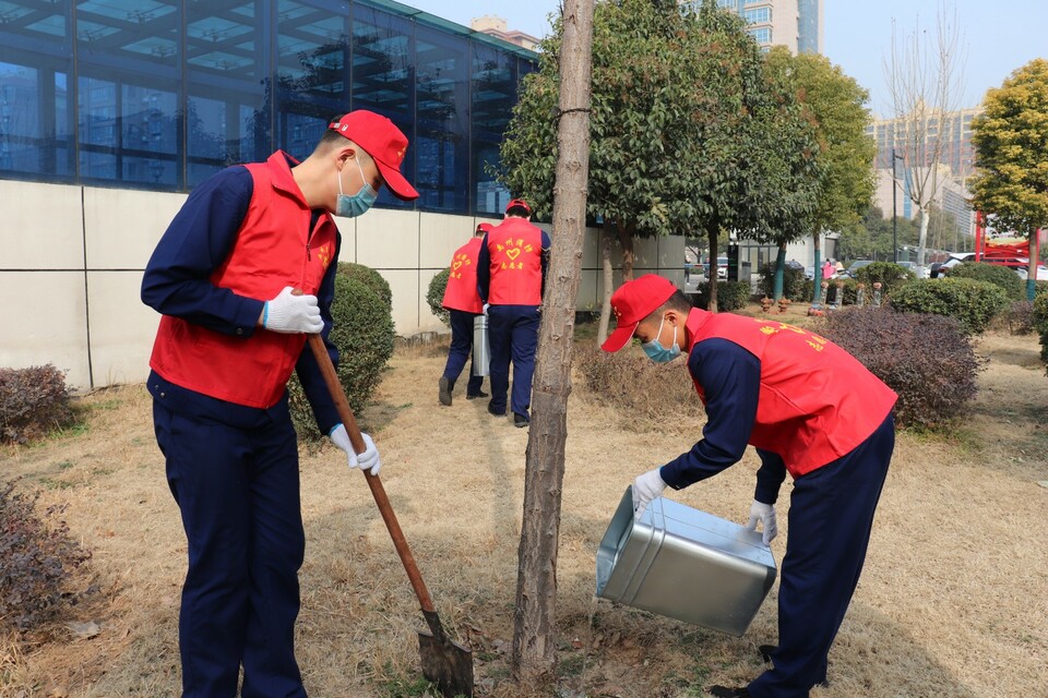 60年延续不断！河南各地掀起“学雷锋”热潮