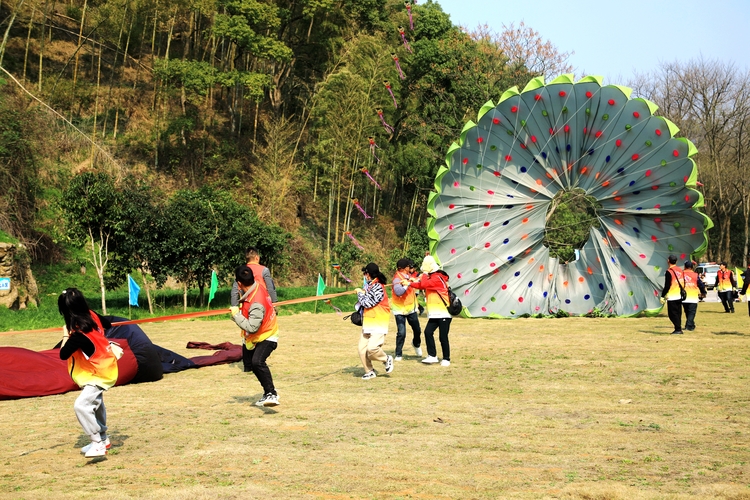 湖南崀山首屆風箏節開幕