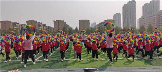 鄭州市惠濟區實驗幼兒園集團萬人運動會舉行_fororder_微信圖片_20230403135057