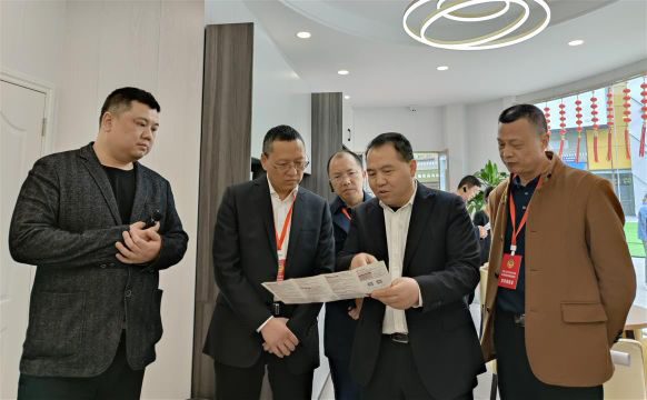 德阳市旌阳区政协视察全区新就业形态劳动者阵地建设情况