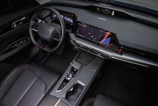 零百加速“7秒内” 长安欧尚Z6 2.0T上市_fororder_image004