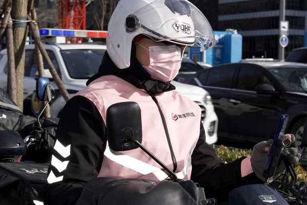 与“姐姐骑士”温情连线 顺丰同城致敬每一位“在路上”的女性