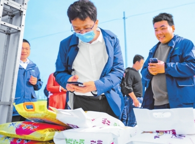 【春耕春管上新了】將展會開在麥田邊 這裡的春耕服務有點“潮”