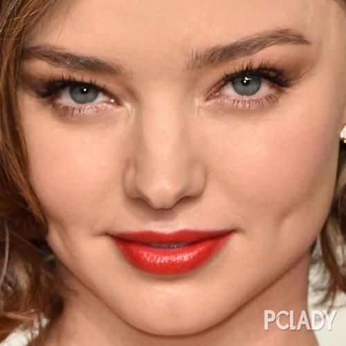 一个合格的时髦精今秋必须会画太阳穴腮红