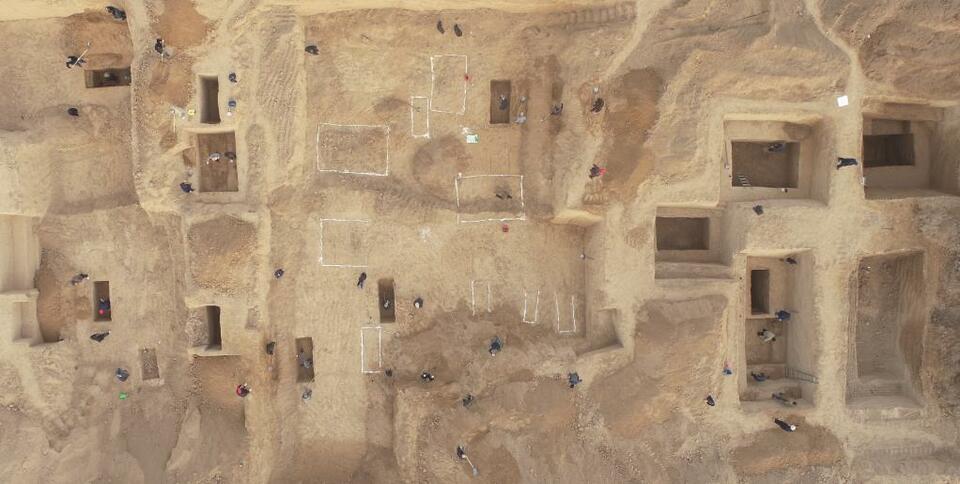 河南三門峽發現570座古墓葬 出土戰國銅編鐘