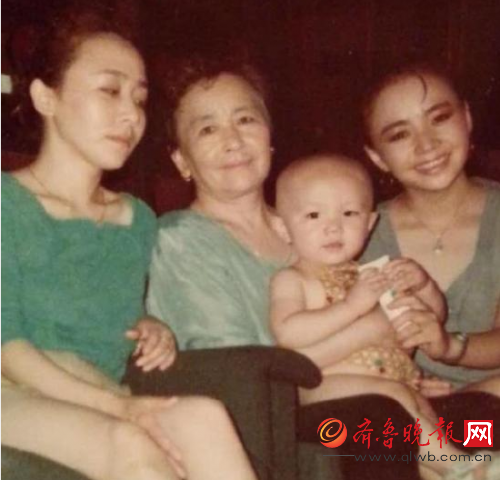 巴图微博悼念姥姥 原来刘涛曾经是宋丹丹的弟子