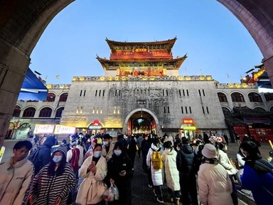 C China’s Luoyang offers cultural feast during Chinese New Year holiday