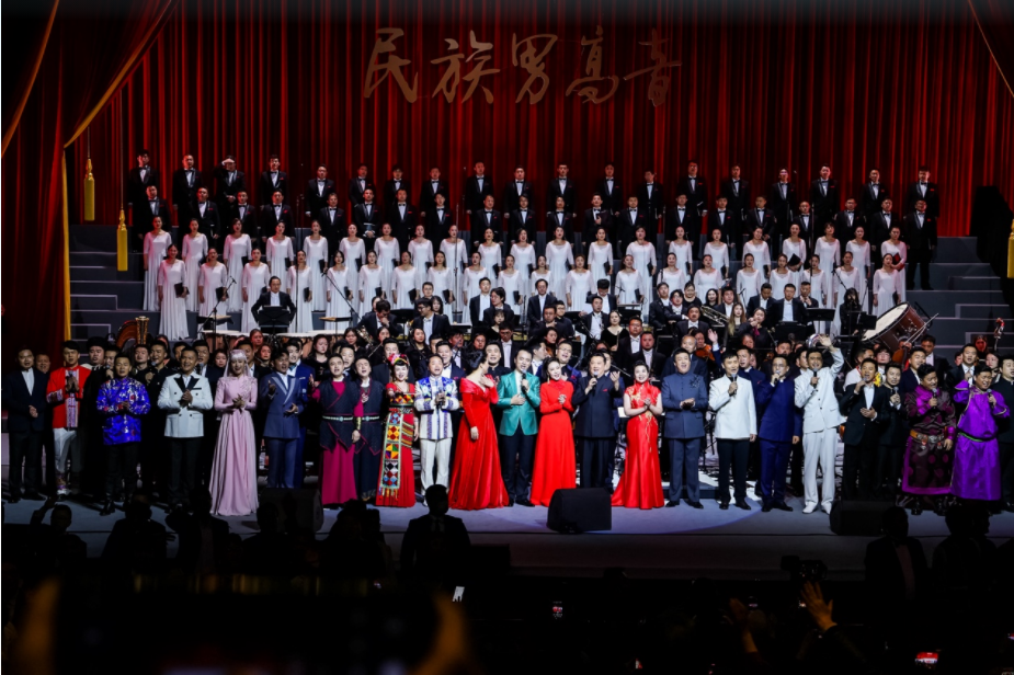 【文化旅游】“民族男高音”音乐会在上海文化广场举行