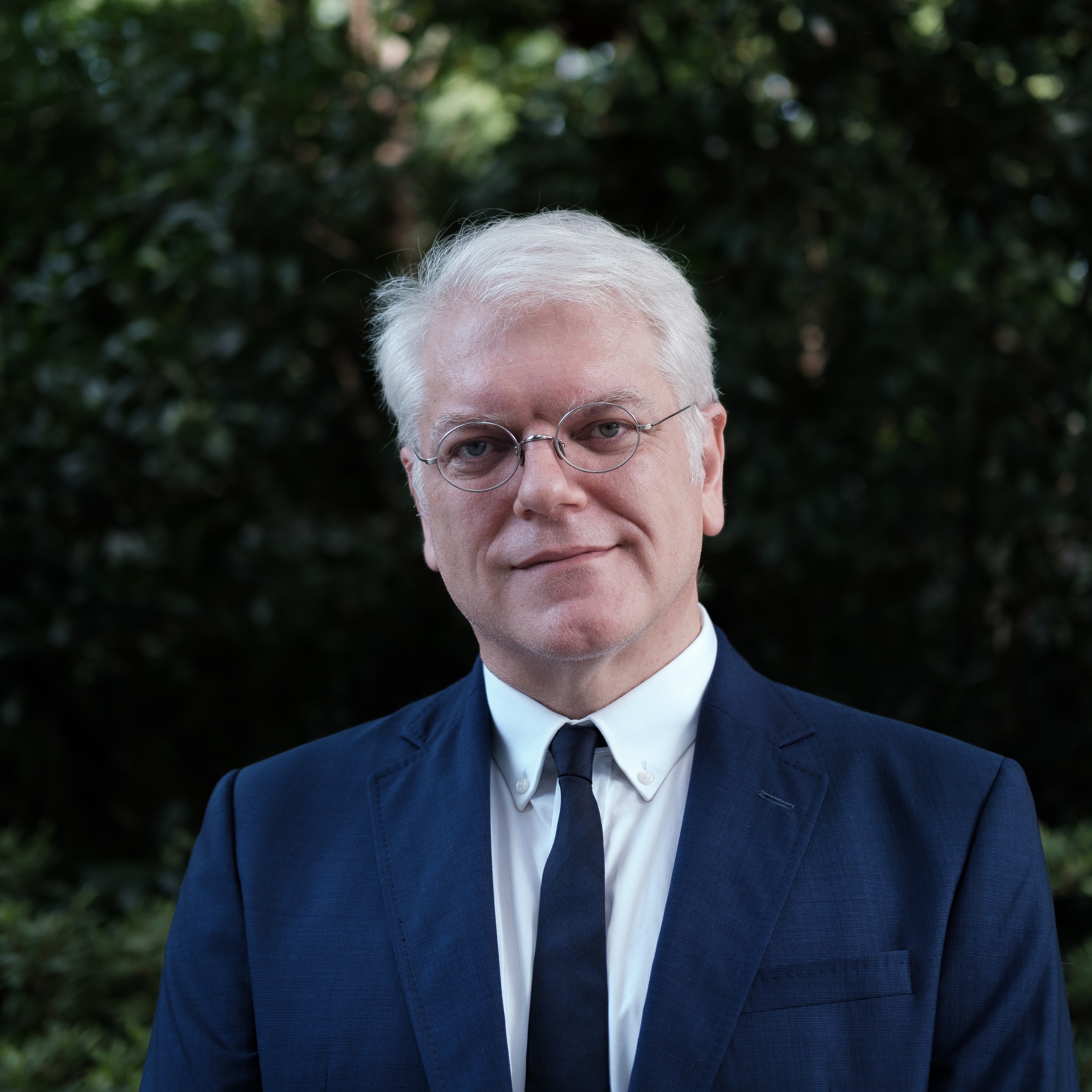 外专谈两会 | 美国学者：中国不断进步而美国正在倒退_fororder_01