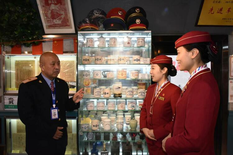 Bezirk Yuhua in Shijiazhuang: Der „Eisenbahnsammler“ nimmt Sie mit auf eine Reise durch die geschichtlichen Erinnerungen_fororder_圖片3