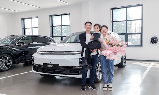 家庭五座新旗舰 理想L7正式开启交付_fororder_image002