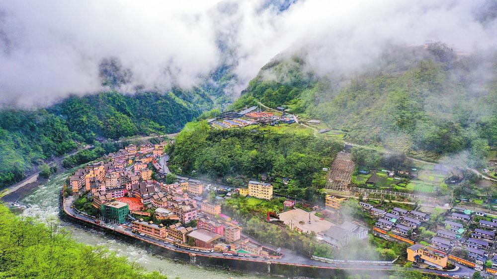 雲南怒江：春風又綠獨龍江_fororder_acb