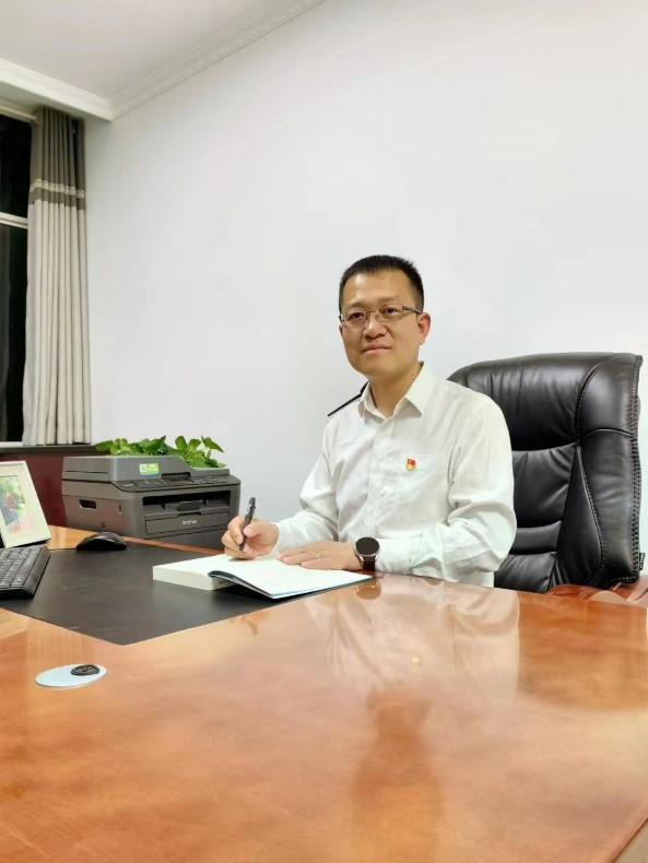 险山不绝行路客，共担使命向未来 ——安塞区高级中学海亮助学兴教团队侧记_fororder_2