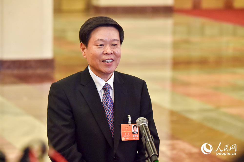 国家税务总局局长王军:税务部门办事效率提升