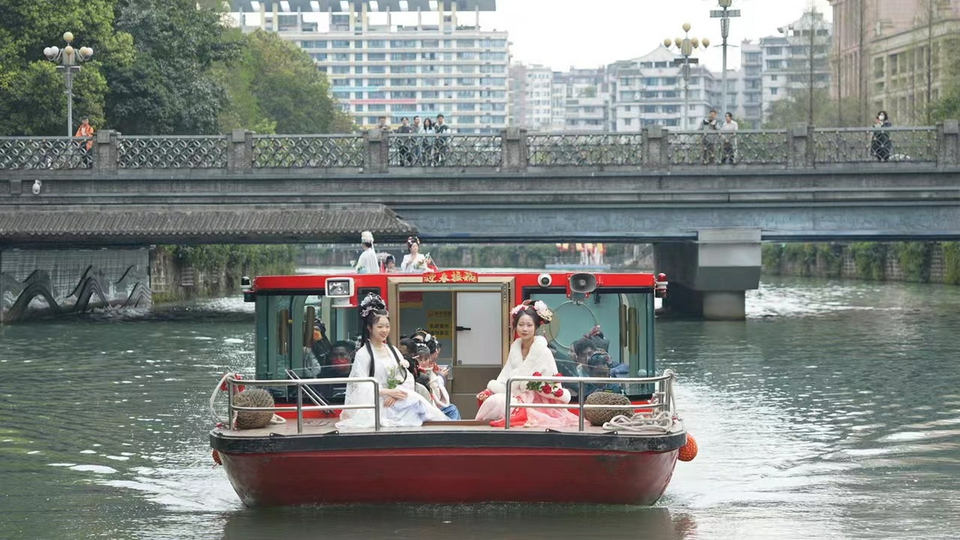 （转载）迎大运，“十二花神”锦江巡游 成都东门码头再现花朝节