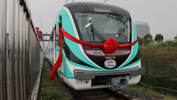 【原創】重慶軌道交通18號線首列電客車下線亮相