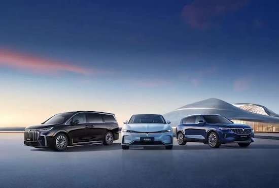 岚图智能座舱将首发搭载文心一言 开启智能驾驶新体验_fororder_image002