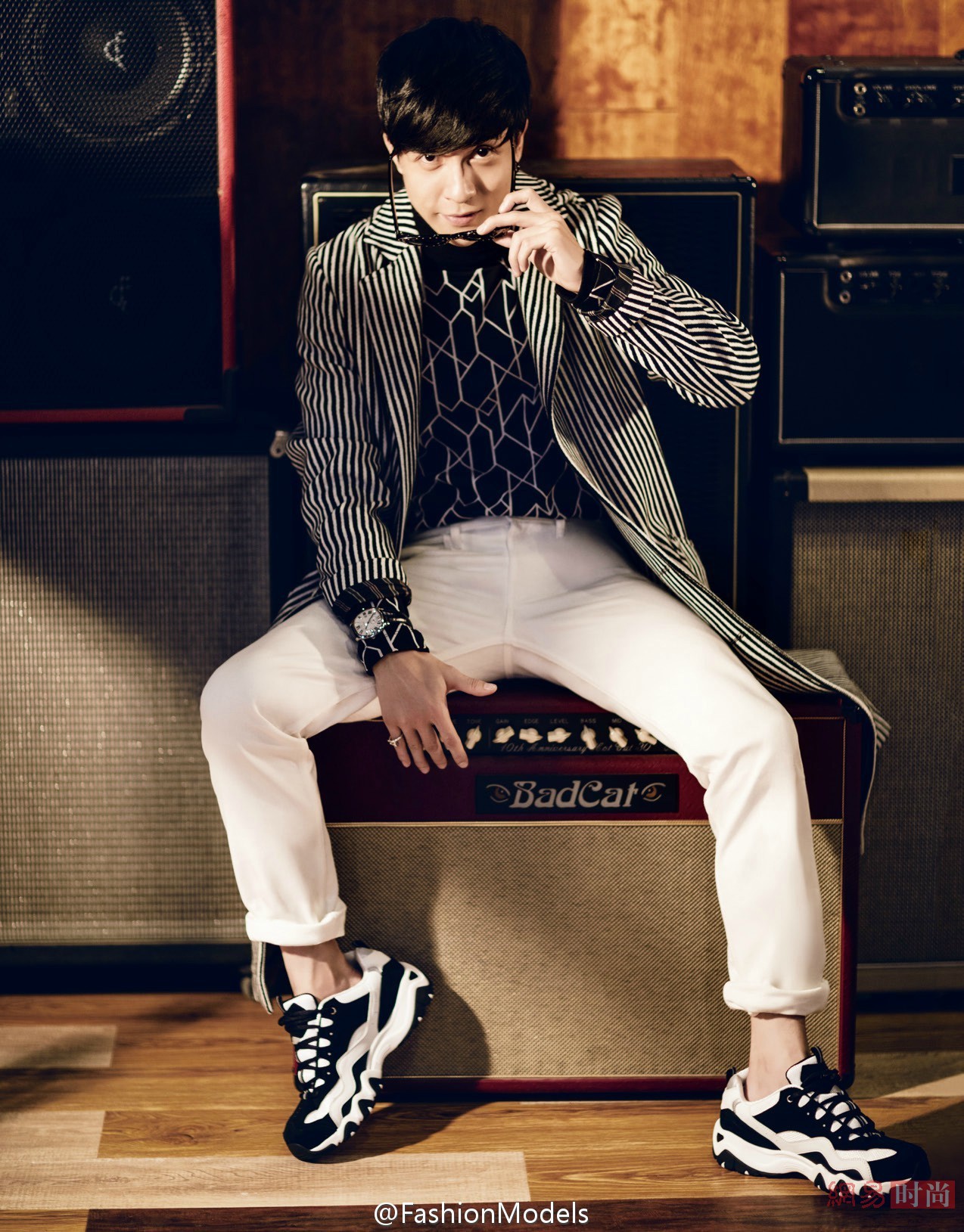 不做段子手？薛之谦英伦摇滚范登封面