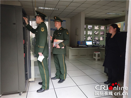 【法制安全】大足消防进高层建筑小区开展送平安活动