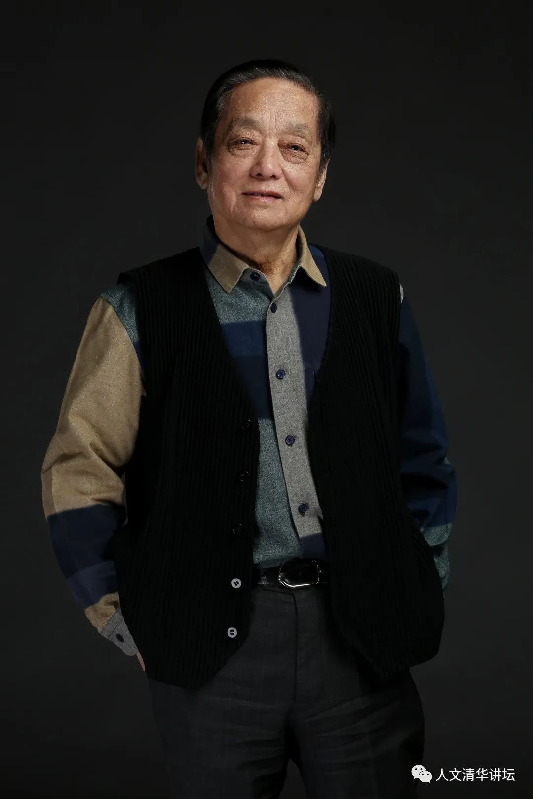 韩美林：神鬼造化出“天书”