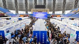 江苏高校毕业生春季促就业攻坚行动提供超10万个岗位
