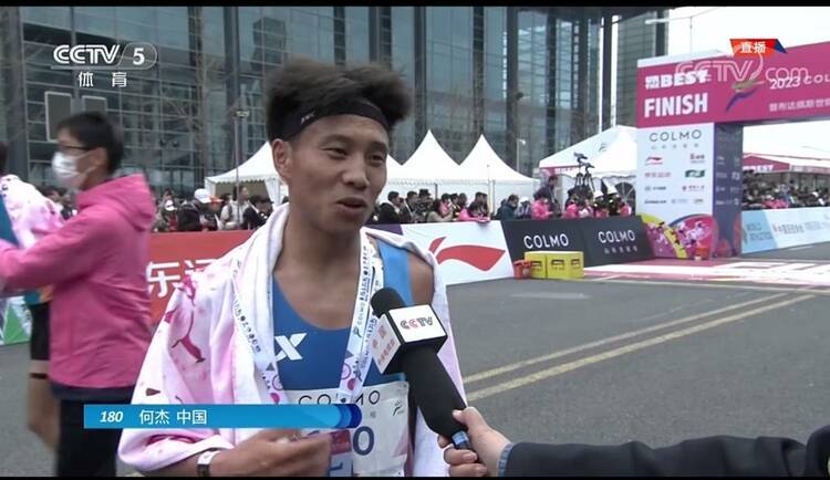 正保跑步俱乐部何杰、杨绍辉双双打破尘封16年全国马拉松纪录！
