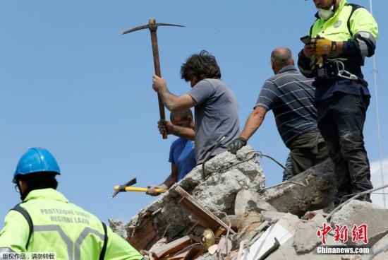 意大利地震至少120人遇难 灾区似“但丁的地狱”
