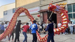走進“城南龍燈”生産基地 探尋非遺魅